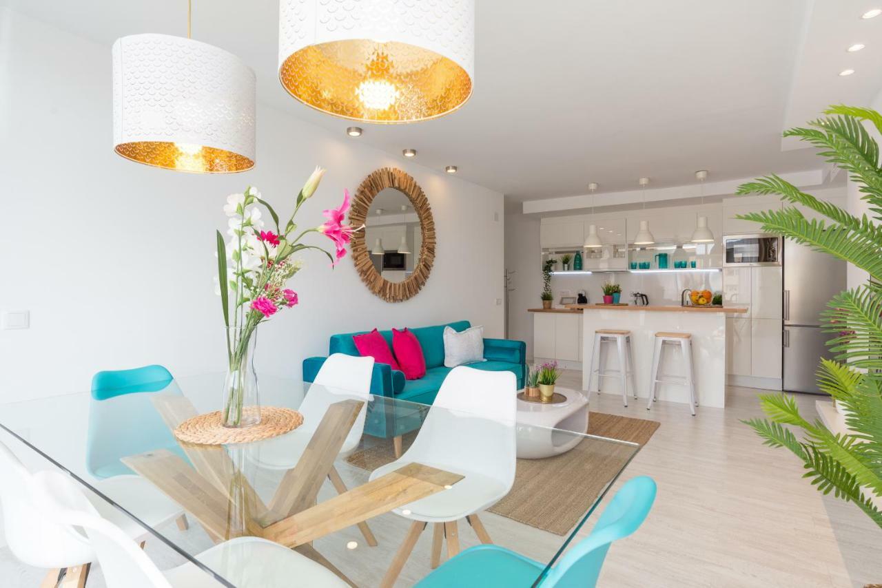 Stunning Spacious City Apartment With Free Parking Málaga Esterno foto