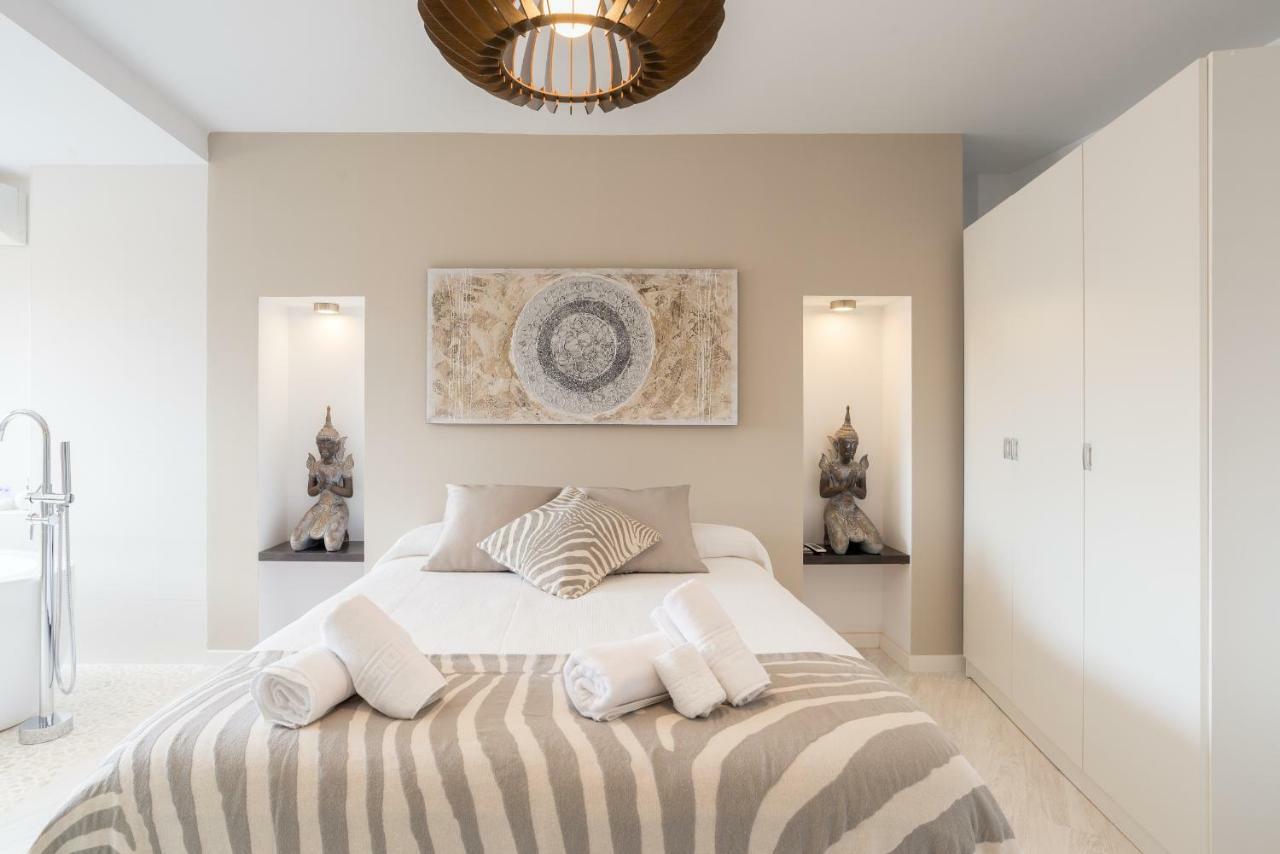 Stunning Spacious City Apartment With Free Parking Málaga Esterno foto
