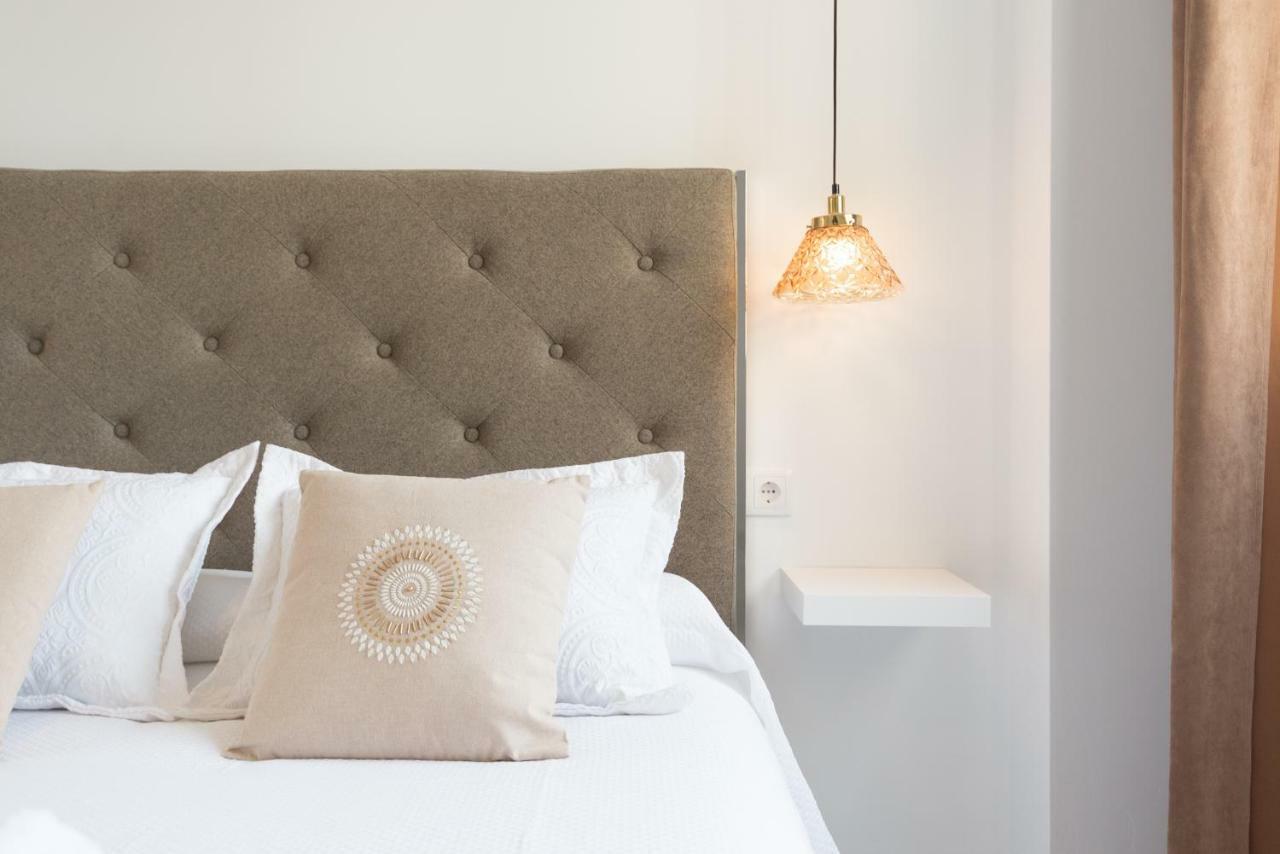 Stunning Spacious City Apartment With Free Parking Málaga Esterno foto